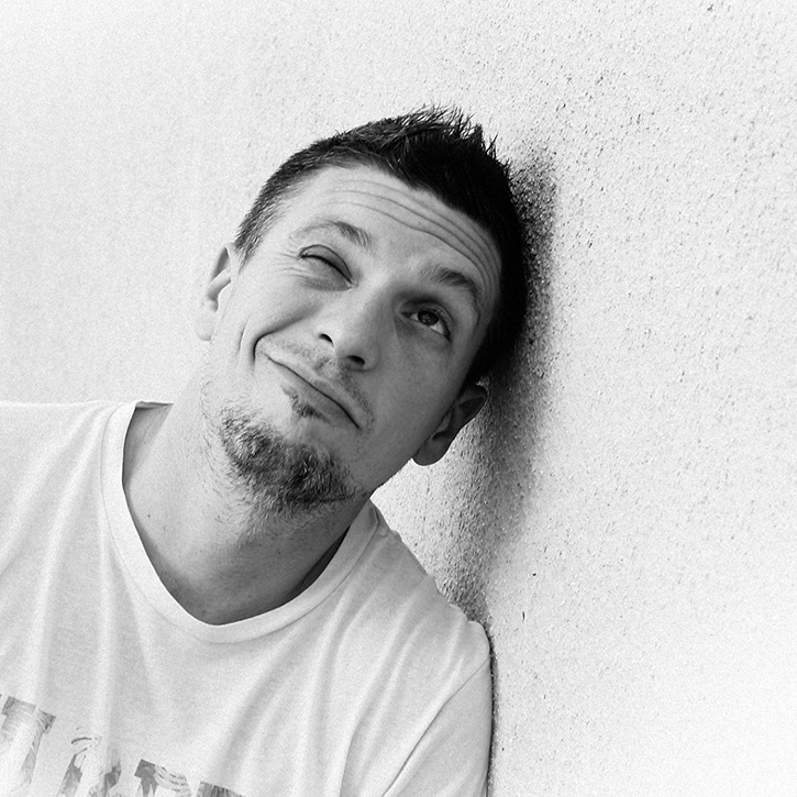 Milovan Popovi grafički dizajnerć